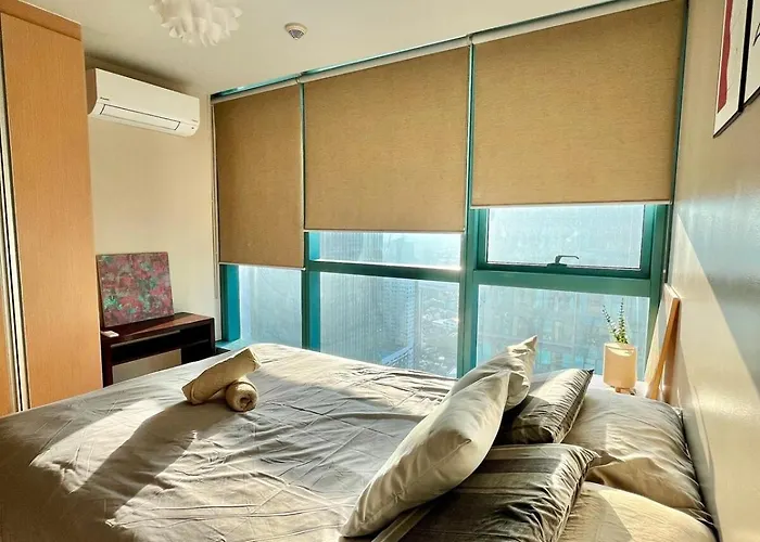 Cozy 1br Unit In Uptown Bgc Manila